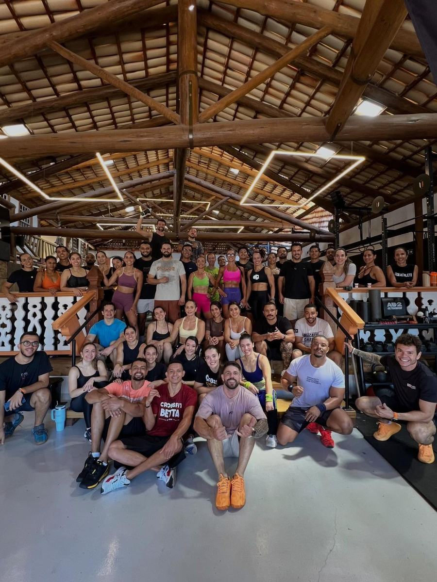 Alunos da PCF reunidos depois do treino